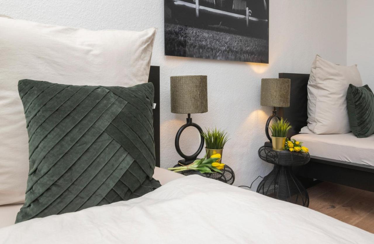Kurzzeitglueck 24H Self Check-In Kr01 Apartment Крефелд Екстериор снимка